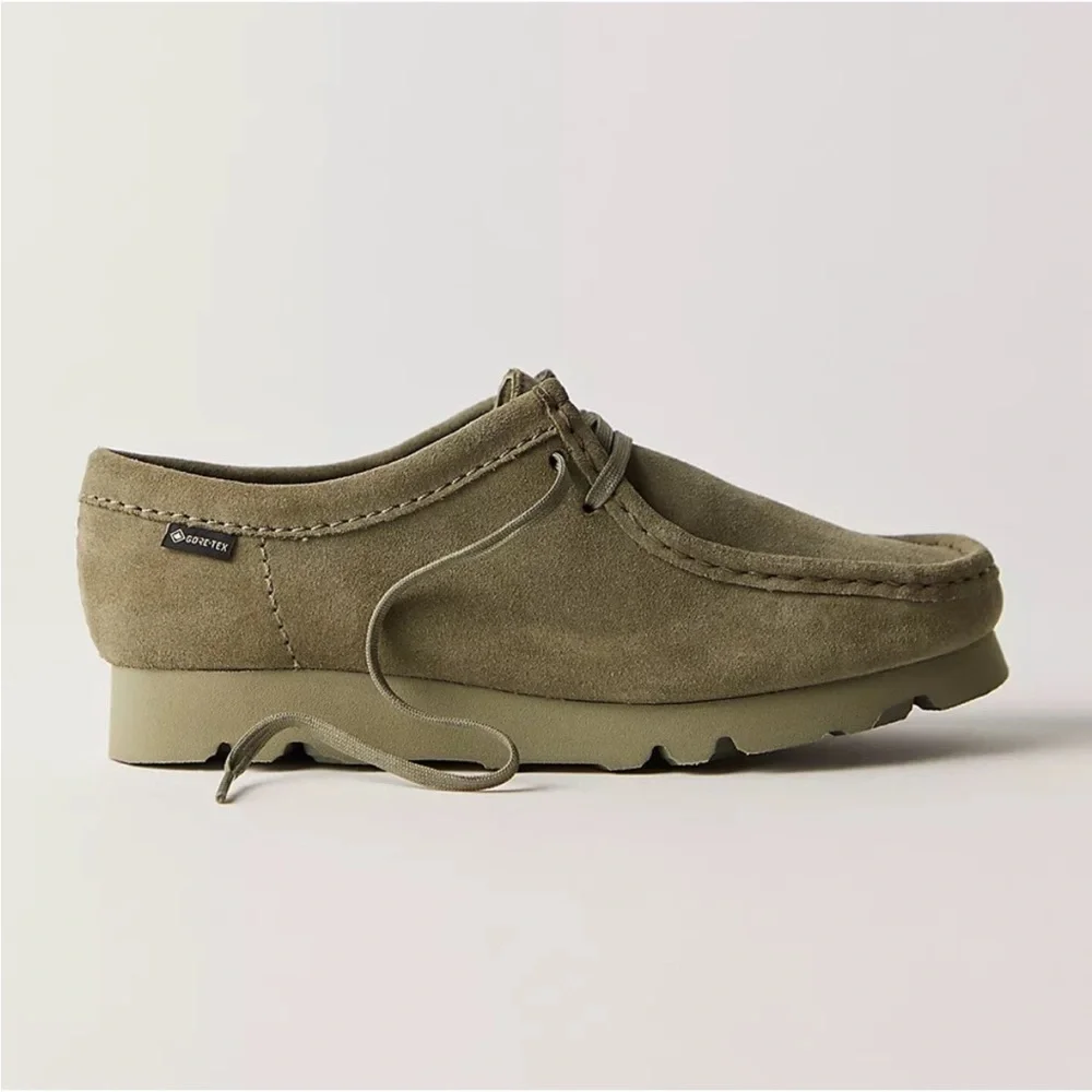 NEW Clarks Wallabee GTX Gore-Tex Slip-On Moccasins in Green